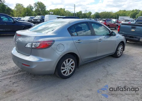 2012 Mazda Mazda3 I Touring z USA, uszkodzony, nr VIN JM1BL1V8XC1563382